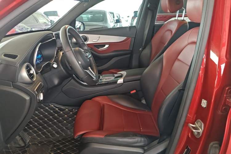 Used Mercedes-Benz GLC 2020 Facelifted GLC 260 L 4MATIC Dynamic Edition Left Front Seat