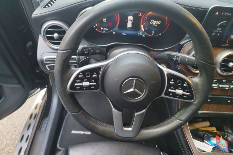 Used Mercedes-Benz GLC 2020 Facelifted GLC 300 L 4MATIC Luxury Edition Steering Wheel