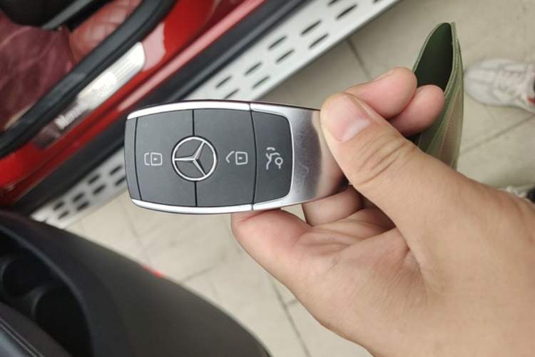 Used Mercedes-Benz GLC 2020 GLC 260 L 4MATIC Luxury Model Vehicle Key