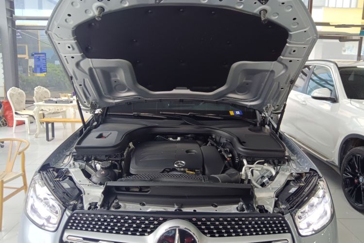 Used Mercedes-Benz GLC 2020 GLC 300 L 4MATIC Luxury Model Engine Bay