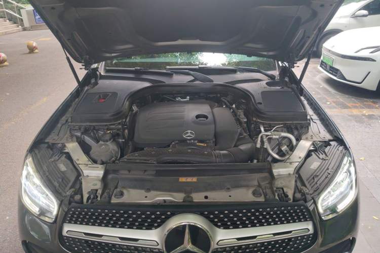 Used Mercedes-Benz GLC 2020 Facelift GLC 300 L 4MATIC Dynamic Edition Engine Bay