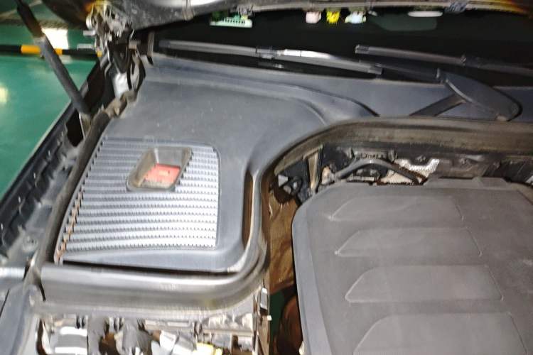 Used Mercedes-Benz GLC 2020 Facelift GLC 300 L 4MATIC Dynamic Edition Engine Bay Right