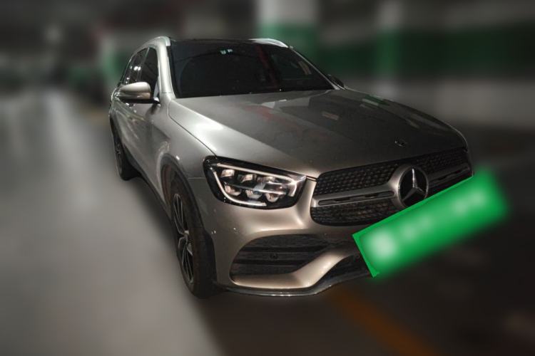 Used Mercedes-Benz GLC 2020 Facelift GLC 260 L 4MATIC Luxury Edition Front Right 45 Deg