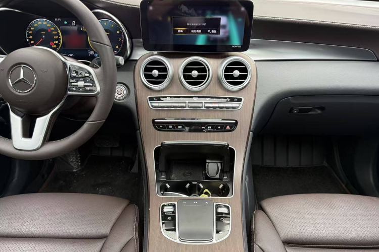 Used Mercedes-Benz GLC 2020 GLC 300 L 4MATIC Dynamic Edition Interior 1