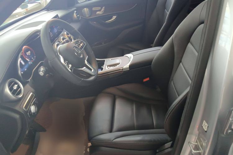 Used Mercedes-Benz GLC 2020 GLC 300 L 4MATIC Luxury Model Left Front Seat