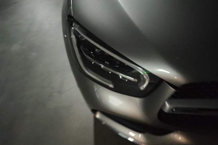 Used Mercedes-Benz GLC 2020 Facelift GLC 260 L 4MATIC Luxury Edition Right Front Headlight
