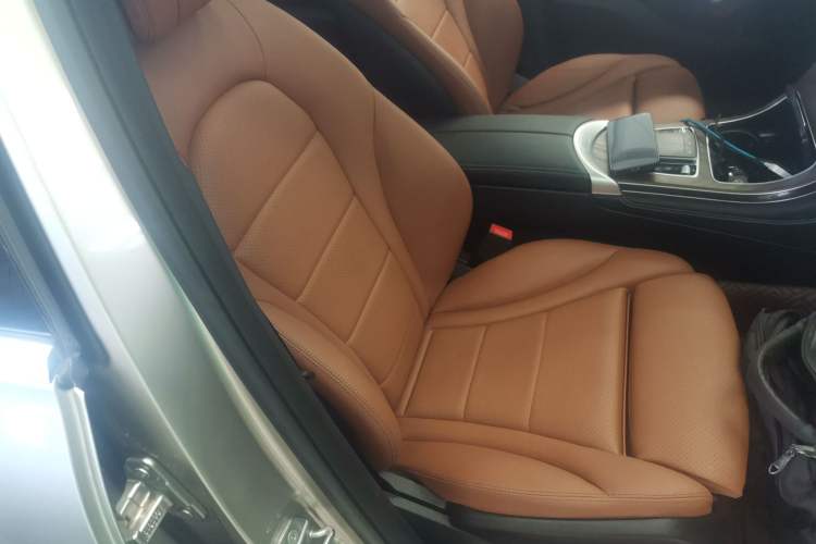 Used Mercedes-Benz GLC 2020 Facelift GLC 300 L 4MATIC Dynamic Edition Right Front Seat