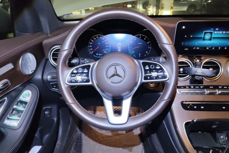 Used Mercedes-Benz GLC 2020 GLC 300 L 4MATIC Dynamic Edition Steering Wheel