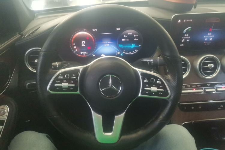 Used Mercedes-Benz GLC 2020 Facelift GLC 300 L 4MATIC Dynamic Edition Steering Wheel