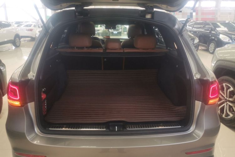 Used Mercedes-Benz GLC 2020 Facelift GLC 300 L 4MATIC Dynamic Edition Trunk