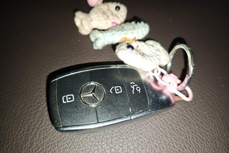 Used Mercedes-Benz GLC 2020 Facelift GLC 300 L 4MATIC Dynamic Edition Vehicle Key
