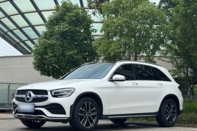 Ojetý Mercedes-Benz GLC 2020 Facelift GLC 300 L 4MATIC Dynamic Edition