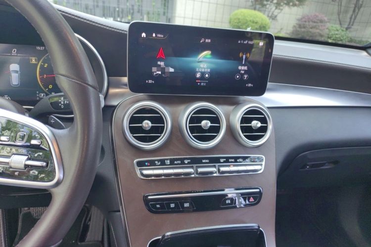 Used Mercedes-Benz GLC 2020 GLC 300 L 4MATIC Dynamic Edition Audio And AC Panel