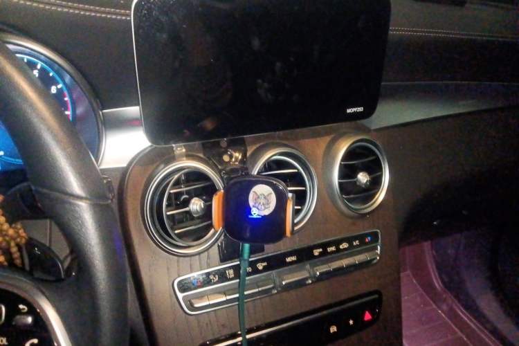 Used Mercedes-Benz GLC 2020 Facelift GLC 260 L 4MATIC Luxury Edition Audio And AC Panel