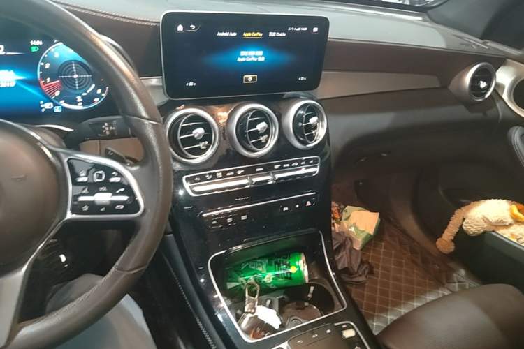 Used Mercedes-Benz GLC 2020 Facelifted GLC 260 L 4MATIC Dynamic Edition Audio And AC Panel