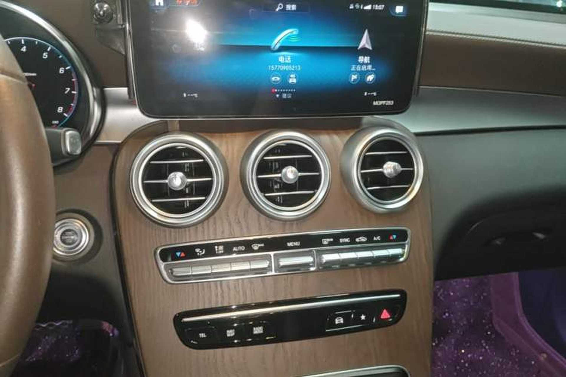 Used Mercedes-Benz GLC 2020 Facelift GLC 260 L 4MATIC Luxury Edition Audio And AC Panel