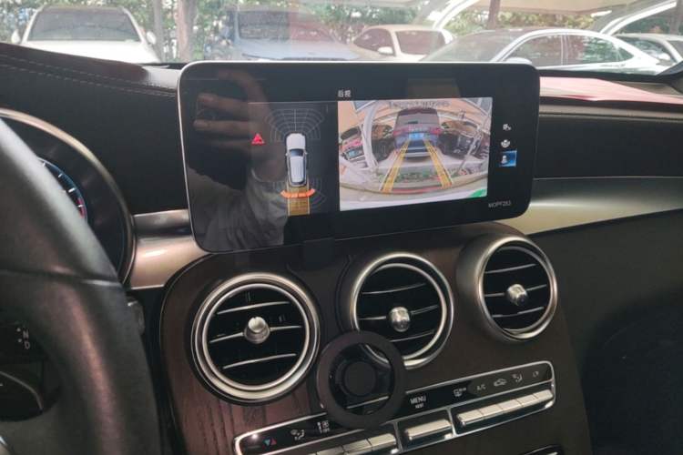 Used Mercedes-Benz GLC 2020 Facelift GLC 300 L 4MATIC Dynamic Edition Audio And AC Panel