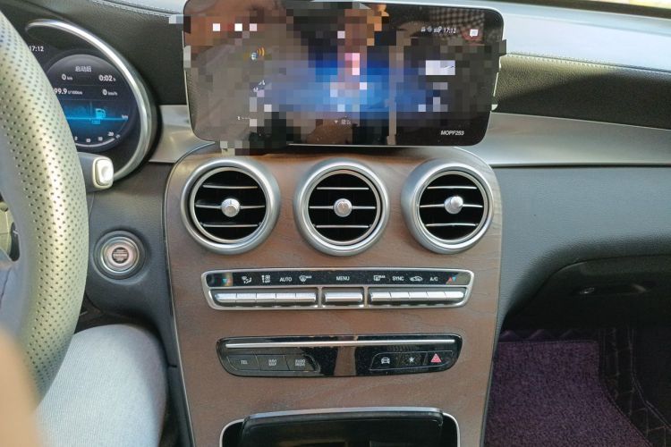Used Mercedes-Benz GLC 2020 GLC 260 L 4MATIC Luxury Model Audio And AC Panel