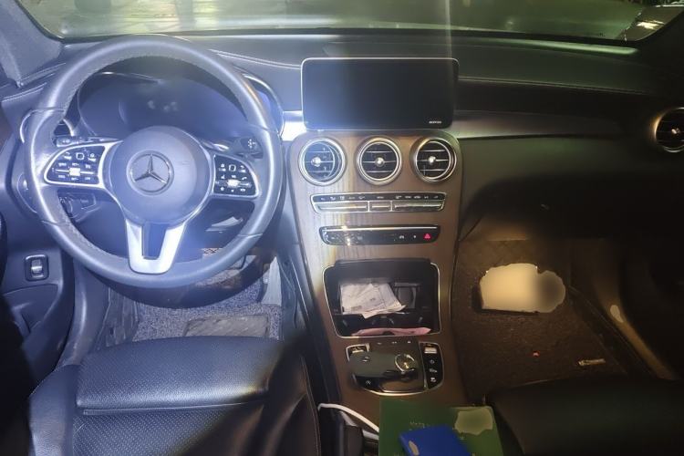 Used Mercedes-Benz GLC 2020 GLC 260 L 4MATIC Luxury Model Center Console