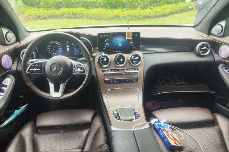 Used Mercedes-Benz GLC 2020 GLC 260 L 4MATIC Luxury Model Center Console