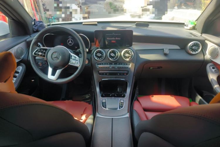 Used Mercedes-Benz GLC 2020 Facelift GLC 300 L 4MATIC Dynamic Edition Center Console