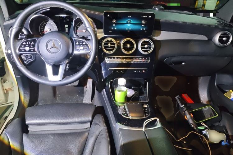 Used Mercedes-Benz GLC 2020 GLC 260 L 4MATIC Dynamic Model Center Console