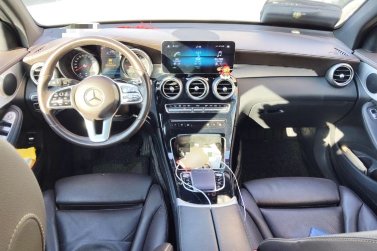 Used Mercedes-Benz GLC 2020 GLC 260 L 4MATIC Dynamic Model Center Console
