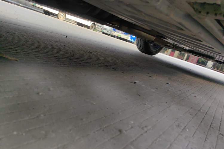 Used Mercedes-Benz GLC 2020 GLC 300 L 4MATIC AMG-Line Chassis Front Left