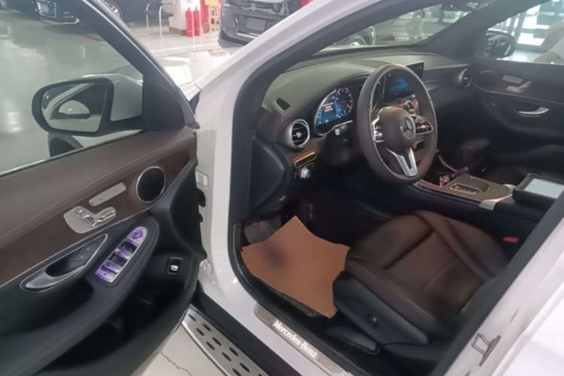 Used Mercedes-Benz GLC 2020 Facelift GLC 300 L 4MATIC Dynamic Edition Driver Seat