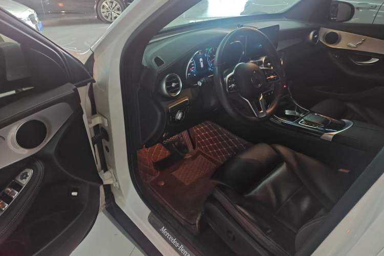 Used Mercedes-Benz GLC 2020 Facelifted GLC 260 L 4MATIC Dynamic Edition Driver Seat