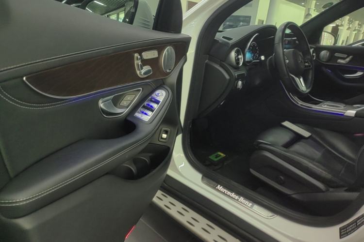 Used Mercedes-Benz GLC 2020 GLC 260 L 4MATIC Luxury Model Driver Seat