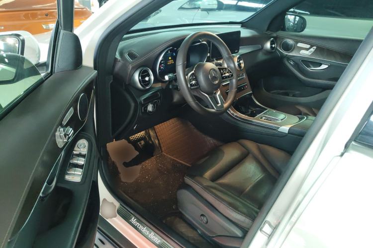 Used Mercedes-Benz GLC 2020 Facelift GLC 300 L 4MATIC Dynamic Edition Driver Seat