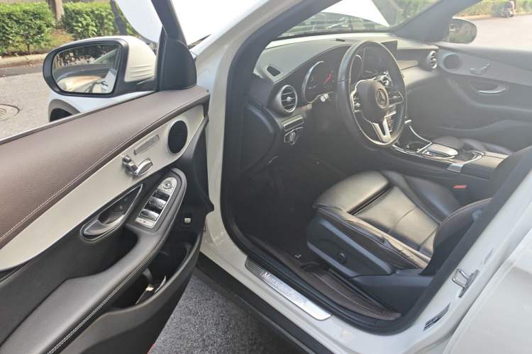 Used Mercedes-Benz GLC 2020 GLC 260 L 4MATIC Dynamic Model Driver Seat