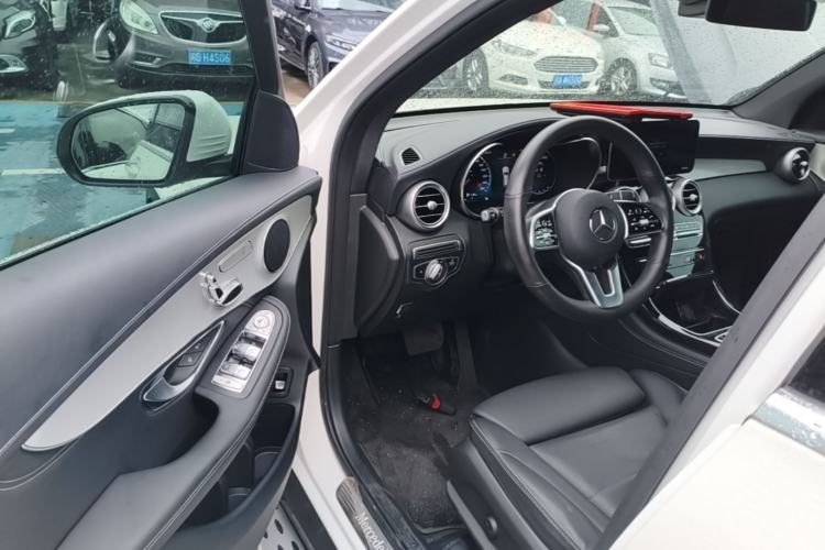 Used Mercedes-Benz GLC 2020 Facelifted GLC 260 L 4MATIC Dynamic Edition Driver Seat