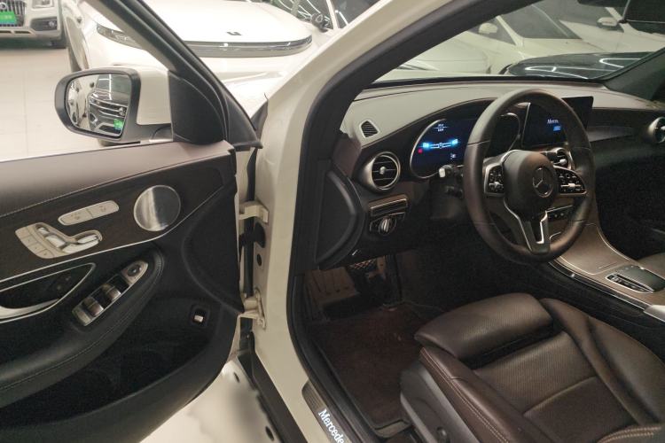 Used Mercedes-Benz GLC 2020 Facelift GLC 300 L 4MATIC Dynamic Edition Driver Seat