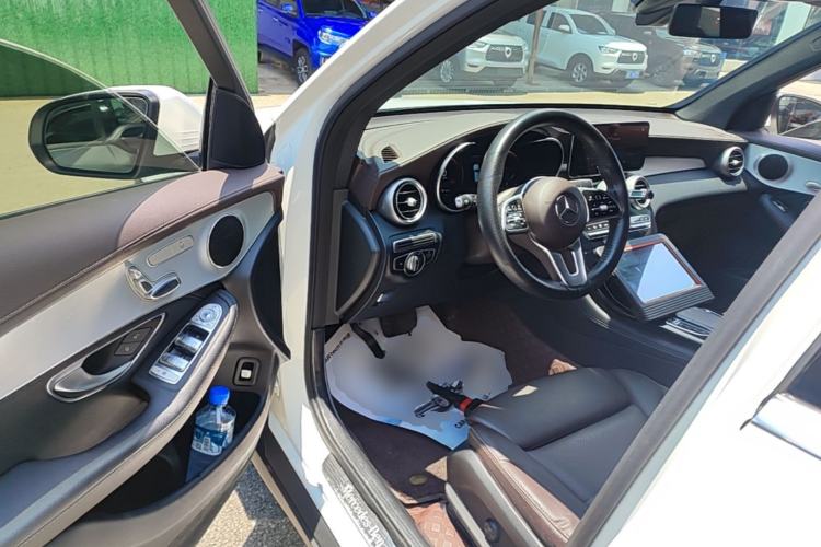 Used Mercedes-Benz GLC 2020 Facelifted GLC 260 L 4MATIC Dynamic Edition Driver Seat