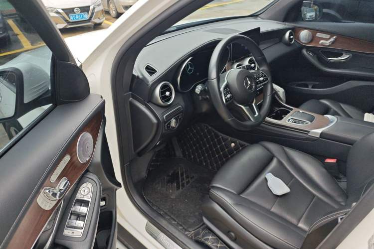 Used Mercedes-Benz GLC 2020 GLC 300 L 4MATIC Luxury Model Driver Seat