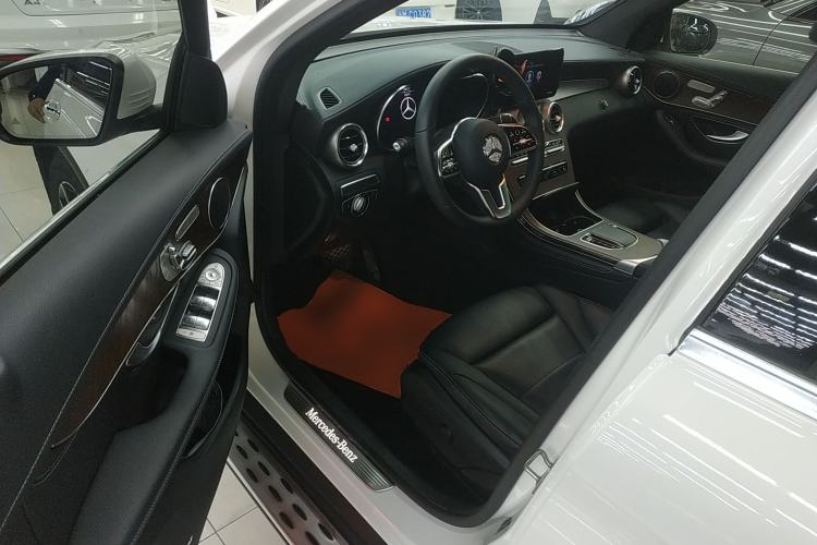 Used Mercedes-Benz GLC 2020 GLC 300 L 4MATIC Dynamic Edition Driver Seat
