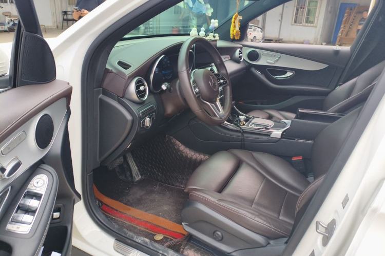 Used Mercedes-Benz GLC 2020 Facelift GLC 260 L 4MATIC Luxury Edition Driver Seat