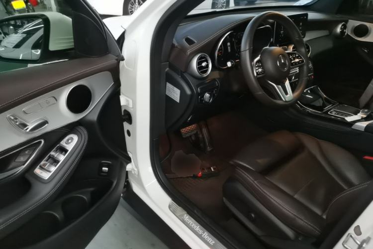 Used Mercedes-Benz GLC 2020 Facelifted GLC 260 L 4MATIC Dynamic Edition Driver Seat