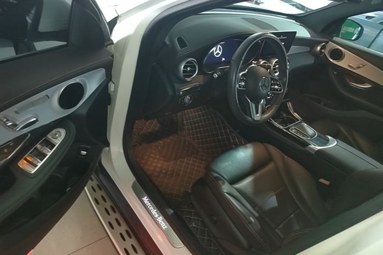 Used Mercedes-Benz GLC 2020 Facelifted GLC 260 L 4MATIC Dynamic Edition Driver Seat
