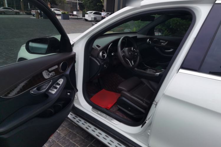 Used Mercedes-Benz GLC 2020 Facelift GLC 300 L 4MATIC Dynamic Edition Driver Seat