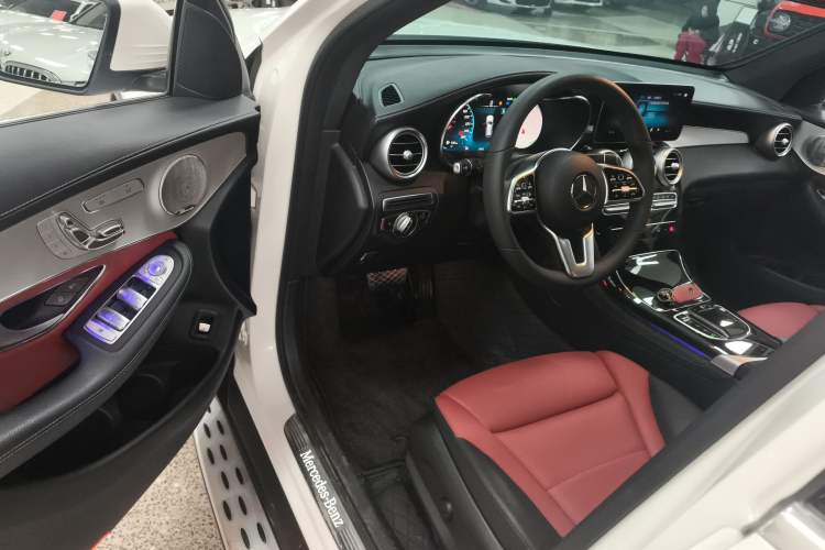 Used Mercedes-Benz GLC 2020 Facelift GLC 300 L 4MATIC Dynamic Edition Driver Seat