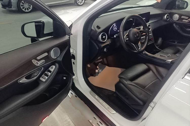 Used Mercedes-Benz GLC 2020 Facelift GLC 260 L 4MATIC Luxury Edition Driver Seat