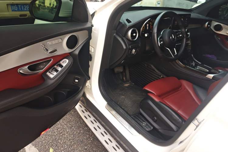 Used Mercedes-Benz GLC 2020 GLC 260 L 4MATIC Luxury Model Driver Seat