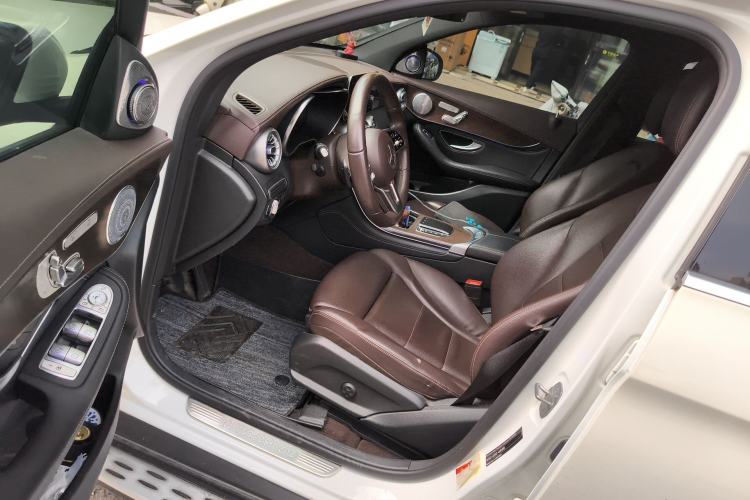 Used Mercedes-Benz GLC 2020 Facelift GLC 300 L 4MATIC Dynamic Edition Driver Seat