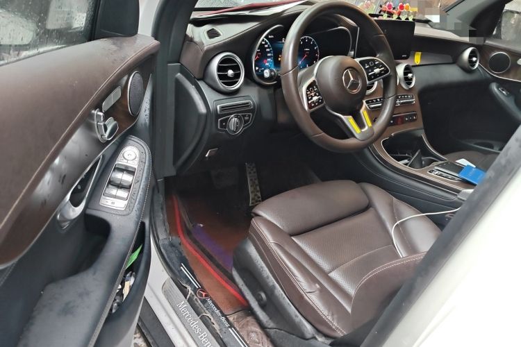 Used Mercedes-Benz GLC 2020 Facelift GLC 260 L 4MATIC Luxury Edition Driver Seat