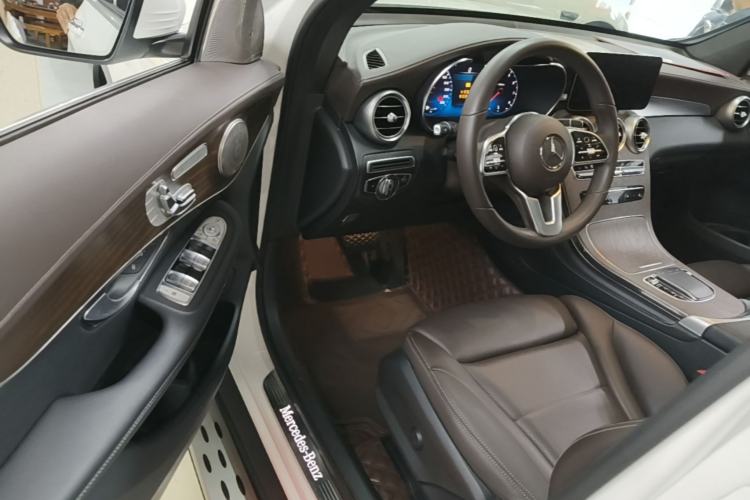 Used Mercedes-Benz GLC 2020 Facelift GLC 300 L 4MATIC Dynamic Edition Driver Seat