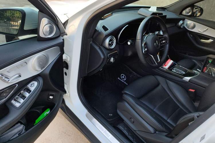 Used Mercedes-Benz GLC 2020 Facelifted GLC 260 L 4MATIC Dynamic Edition Driver Seat