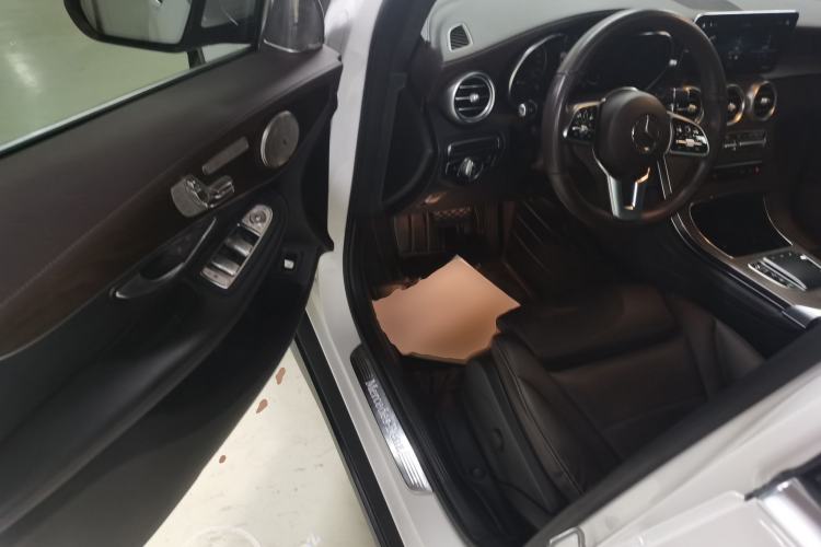 Used Mercedes-Benz GLC 2020 Facelift GLC 260 L 4MATIC Luxury Edition Driver Seat